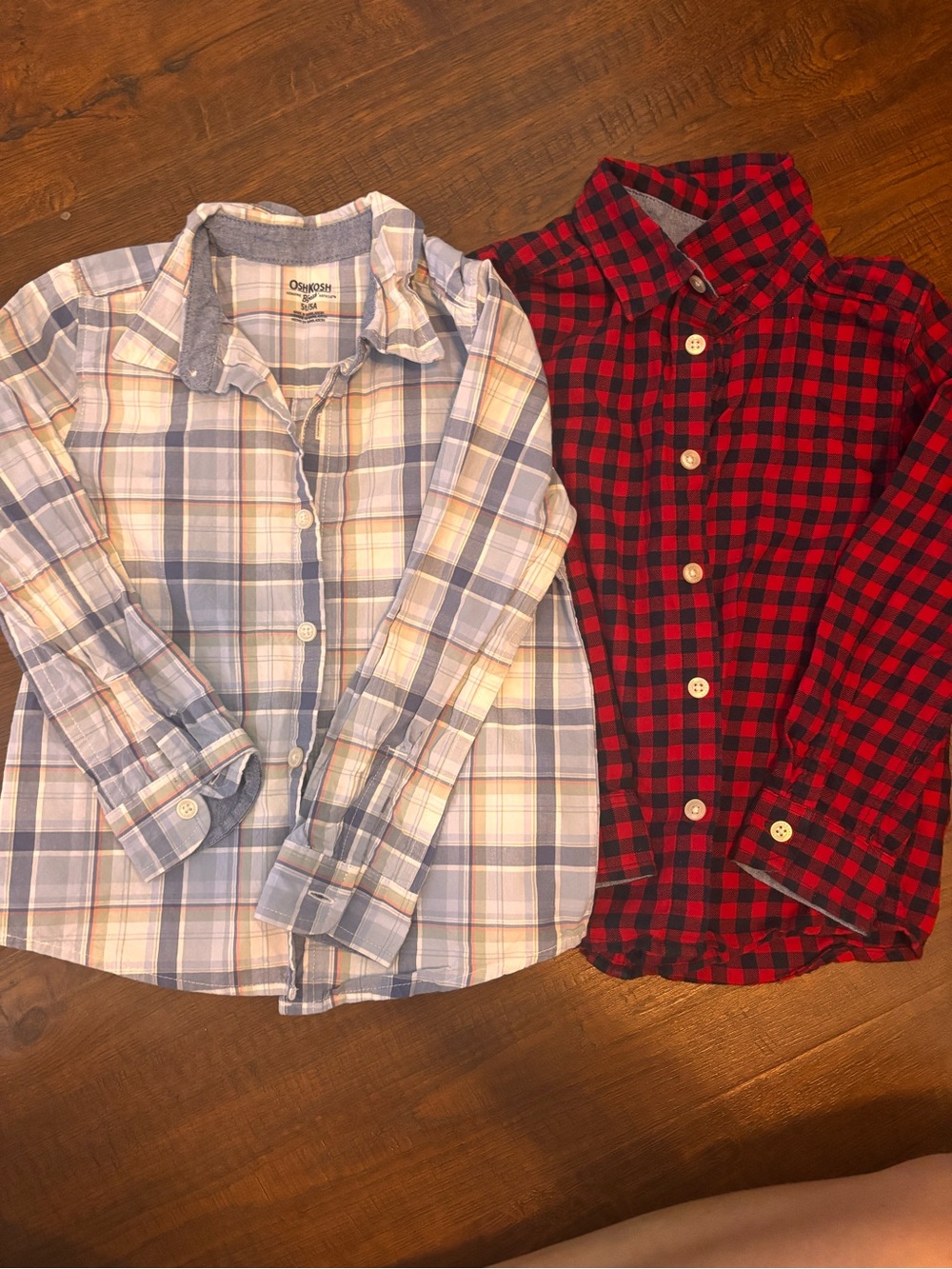 OshKosh B'gosh Button-Up Shirts